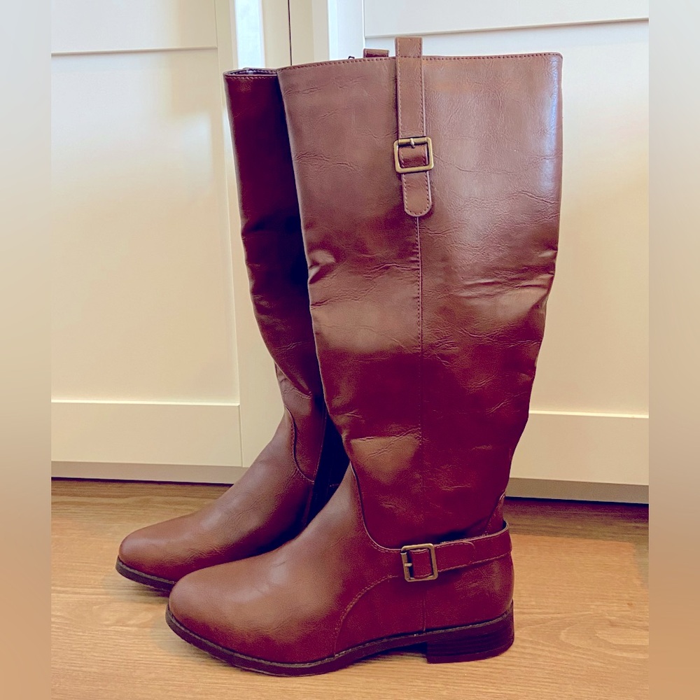 Faux leather riding boots size 8.5 wide